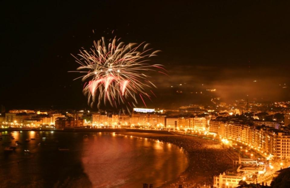 Beach Accommodation Apartment San Sebastián Dış mekan fotoğraf
